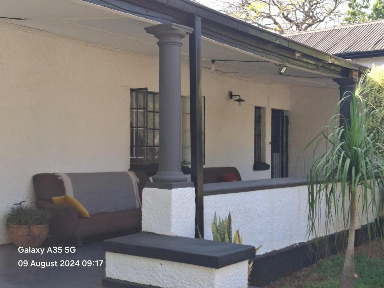Choice Backpackers Lodge Bulawayo Exteriér fotografie
